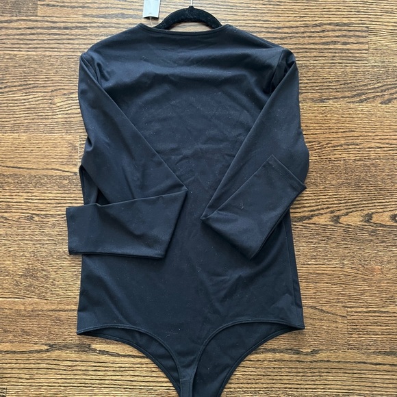 Abercrombie & Fitch Black Bodysuit Top - Picture 2 of 2